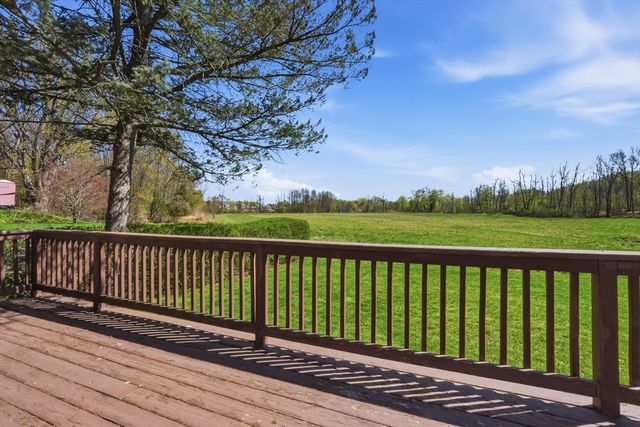 43 Robin Rd, Worcester, MA 01604