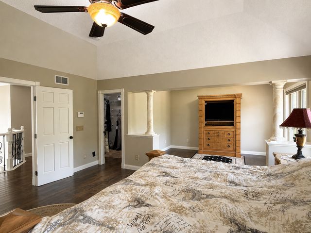 6453 Oxford Road N, Shakopee, MN 55379