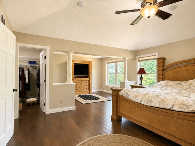 6453 Oxford Road N, Shakopee, MN 55379