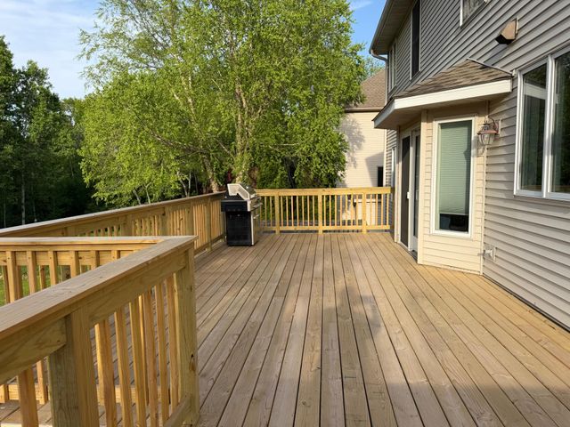 6453 Oxford Road N, Shakopee, MN 55379