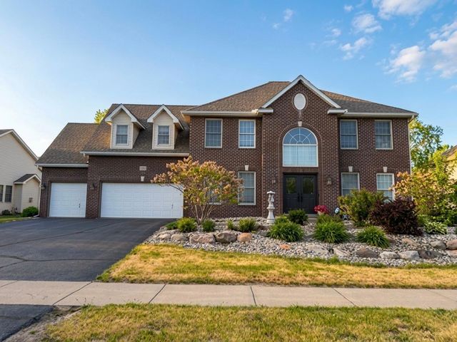 6453 Oxford Road N, Shakopee, MN 55379
