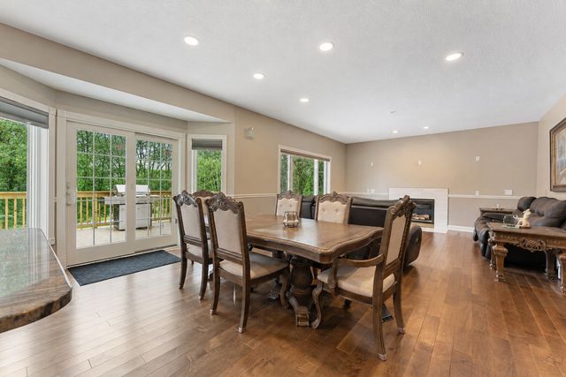 6453 Oxford Road N, Shakopee, MN 55379