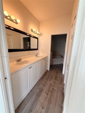 11370 SW 236th St 11370, Homestead, FL 33032