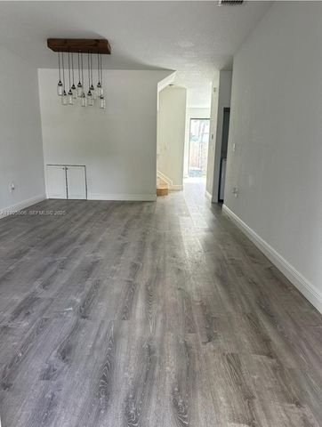 11370 SW 236th St 11370, Homestead, FL 33032