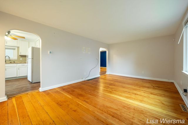 2357 Crozier Avenue, Muskegon City, MI 49441