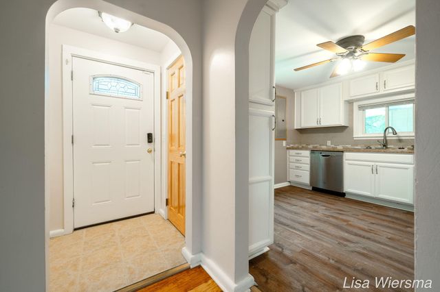2357 Crozier Avenue, Muskegon City, MI 49441