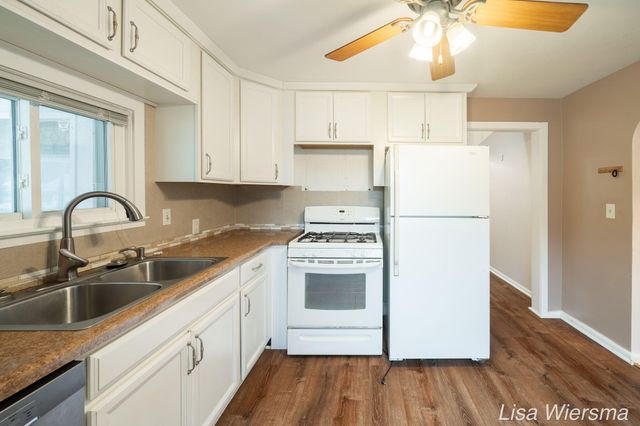 2357 Crozier Avenue, Muskegon City, MI 49441