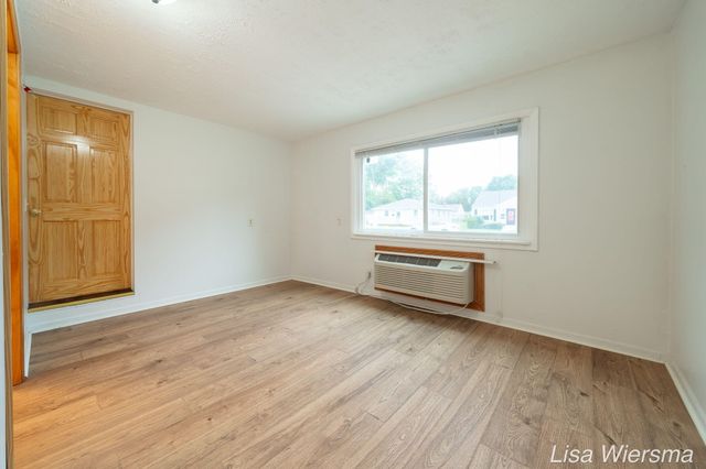 2357 Crozier Avenue, Muskegon City, MI 49441
