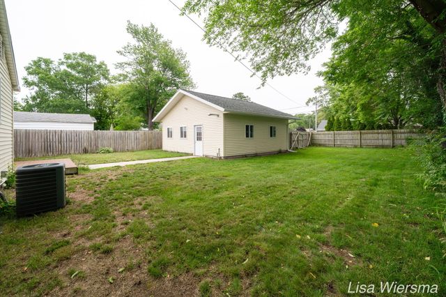 2357 Crozier Avenue, Muskegon City, MI 49441