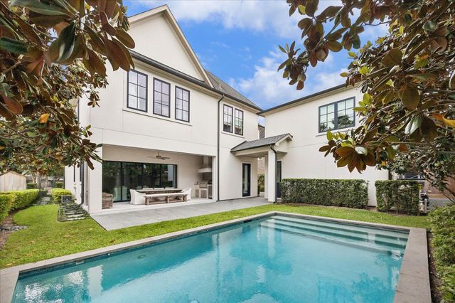 2240 Del Monte Drive, Houston, TX 77019