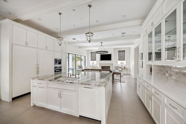 2240 Del Monte Drive, Houston, TX 77019