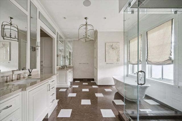 2240 Del Monte Drive, Houston, TX 77019