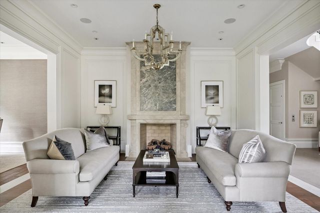 2240 Del Monte Drive, Houston, TX 77019
