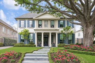 2240 Del Monte Drive, Houston, TX 77019