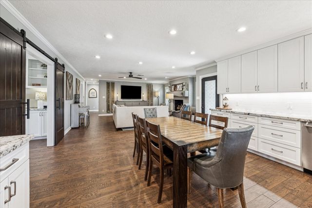 2489 Bartlett Road, Sealy, TX 77474