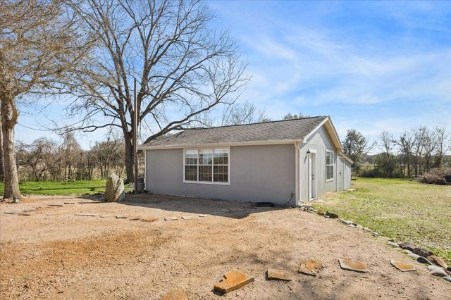 2489 Bartlett Road, Sealy, TX 77474