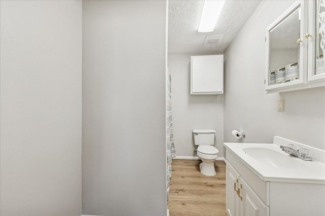 2489 Bartlett Road, Sealy, TX 77474