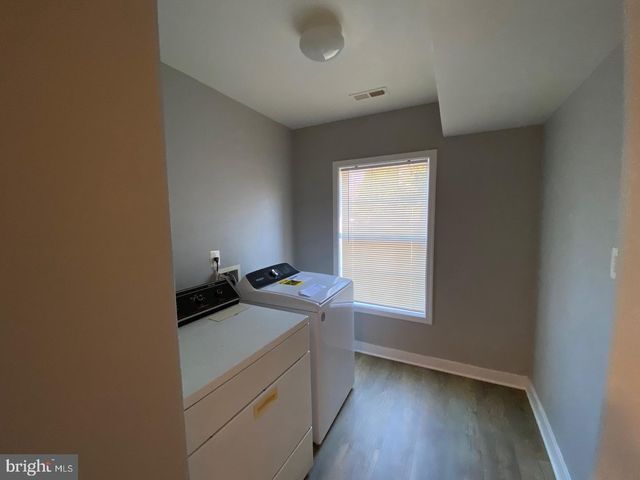 15349 BRONCO WAY, Woodbridge, VA 22193