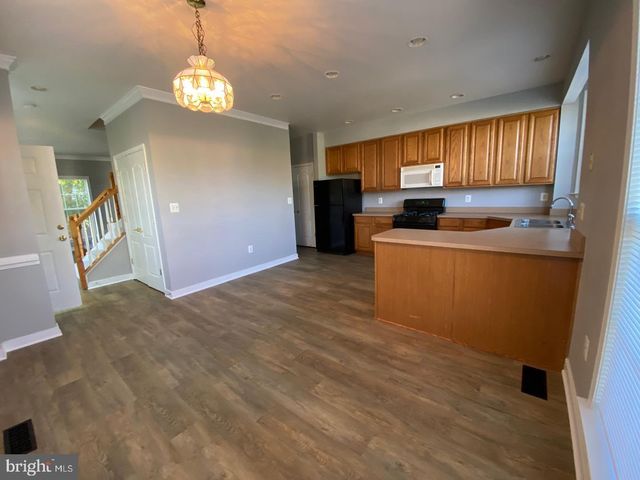 15349 BRONCO WAY, Woodbridge, VA 22193