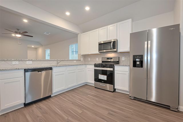 2412 Cave Fish Drive, Conroe, TX 77384