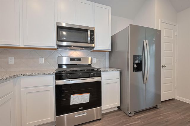 2412 Cave Fish Drive, Conroe, TX 77384