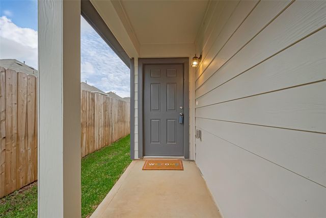 2412 Cave Fish Drive, Conroe, TX 77384