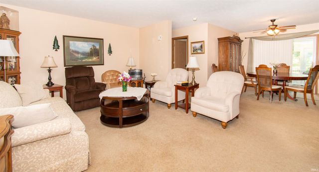 1025 E 485 N, Howe, IN 46746
