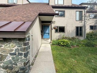 131 Brook Hollow, Hanover, NH 03755