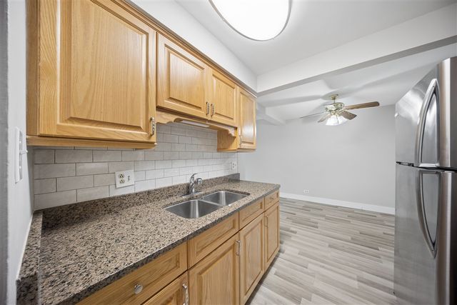 11245 S Harlem Avenue A1, Worth, IL 60482