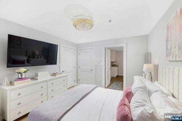 26 Avenue Port Imp B37, West New York, NJ 07093