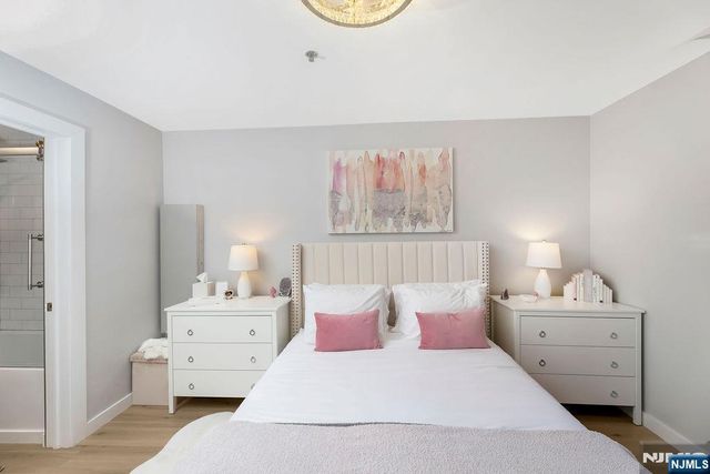 26 Avenue Port Imp B37, West New York, NJ 07093