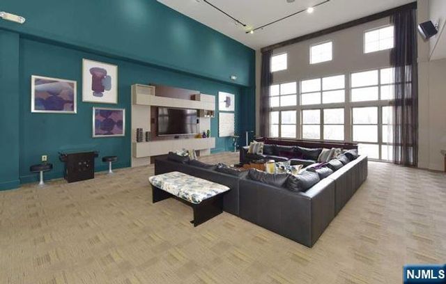 26 Avenue Port Imp B37, West New York, NJ 07093