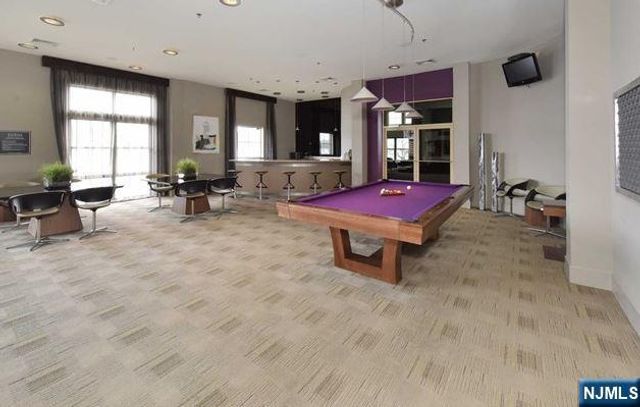 26 Avenue Port Imp B37, West New York, NJ 07093