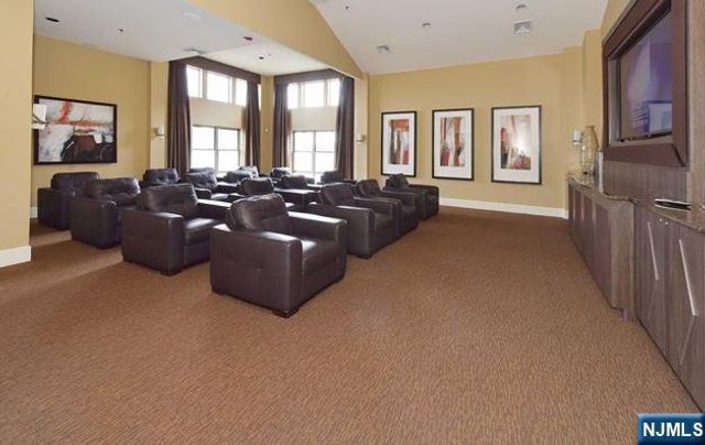 26 Avenue Port Imp B37, West New York, NJ 07093