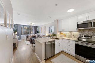 26 Avenue Port Imp B37, West New York, NJ 07093