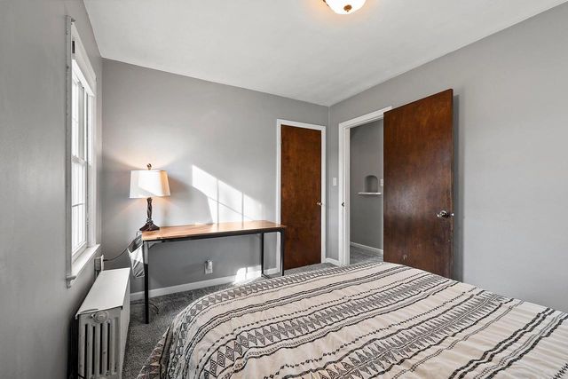 953 ROSCOE STREET, Green Bay, WI 54304