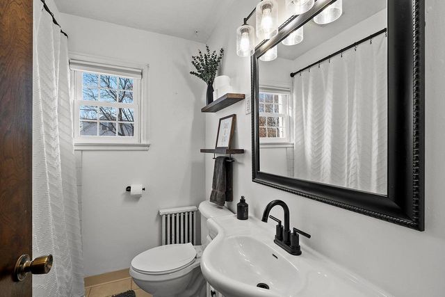 953 ROSCOE STREET, Green Bay, WI 54304