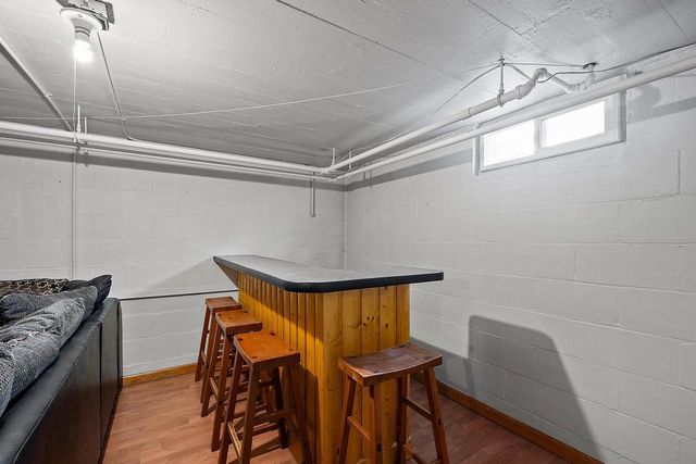 953 ROSCOE STREET, Green Bay, WI 54304