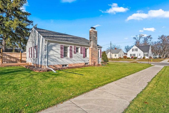 953 ROSCOE STREET, Green Bay, WI 54304