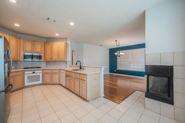 10503 Waters Drive, Irving, TX 75063