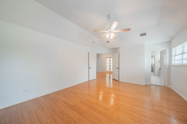 10503 Waters Drive, Irving, TX 75063