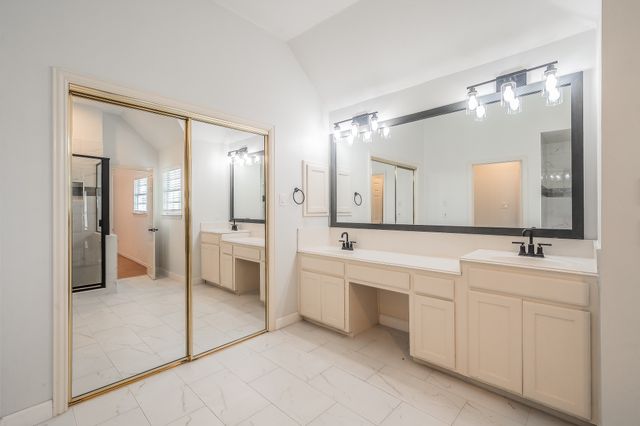 10503 Waters Drive, Irving, TX 75063