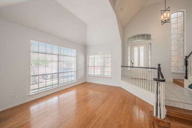 10503 Waters Drive, Irving, TX 75063