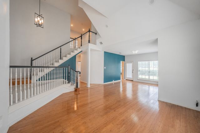 10503 Waters Drive, Irving, TX 75063