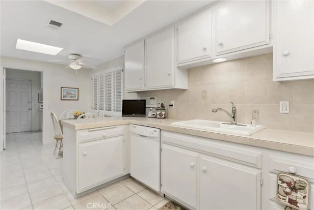 740 Via Zapata, Riverside, CA 92507