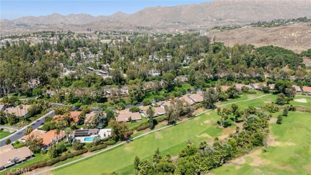 740 Via Zapata, Riverside, CA 92507