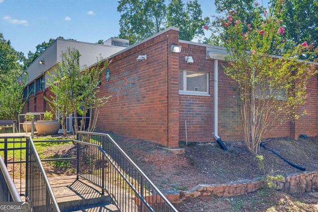 2298 Mark Trail, Decatur, GA 30032
