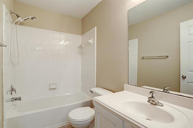 281 Brandy Ridge, Dickinson, TX 77539