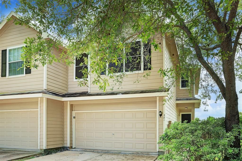 281 Brandy Ridge, Dickinson, TX 77539