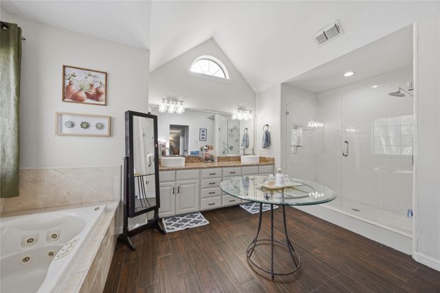 603 Country Club Circle, Athens, TX 75751
